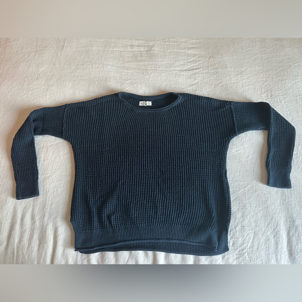 Hollister, cropped sweater, navy blue, size small